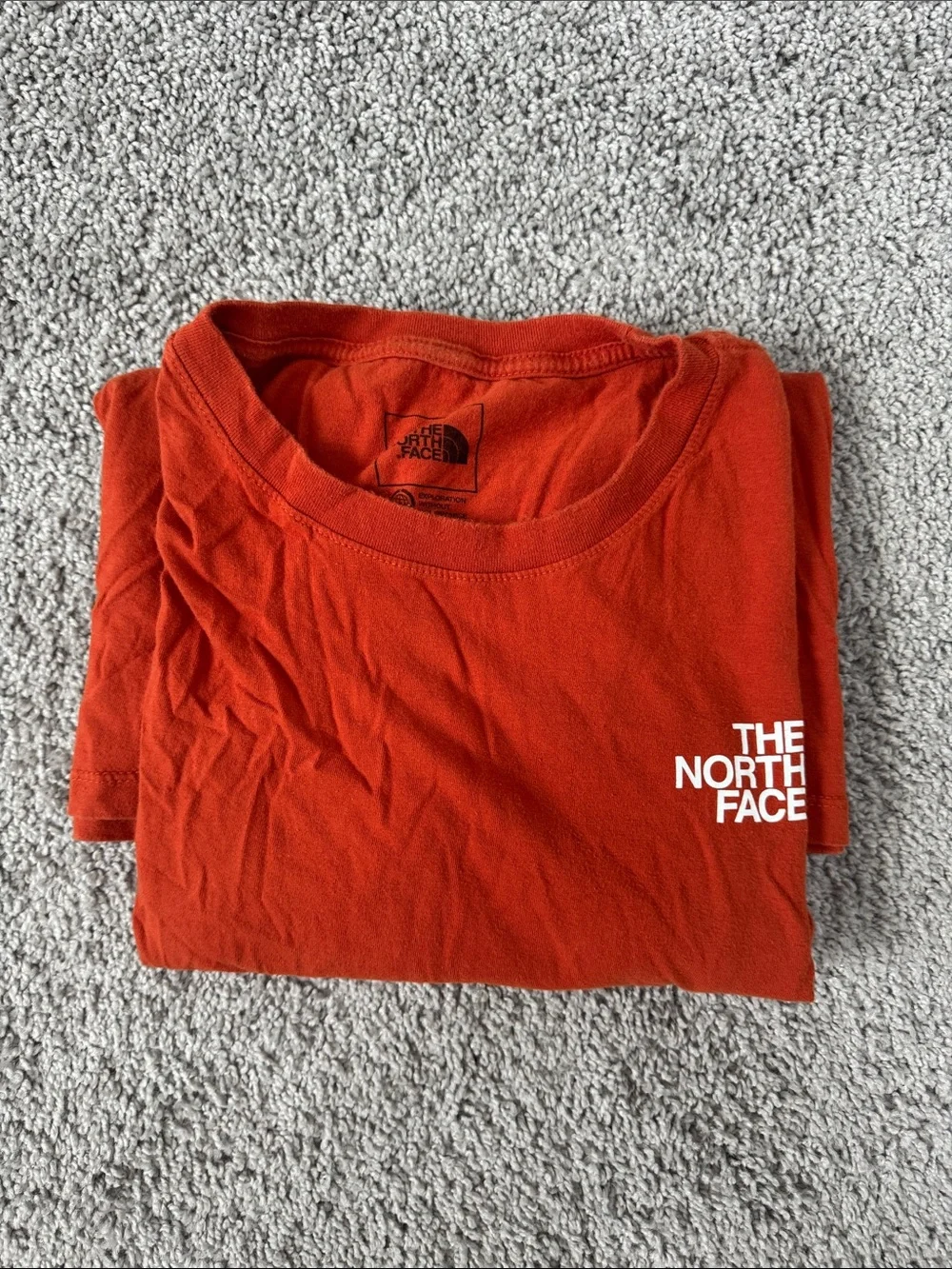 The North Face Men’s Short Sleeve Crewneck Tee shirt Orange size L US 28’ X 19’